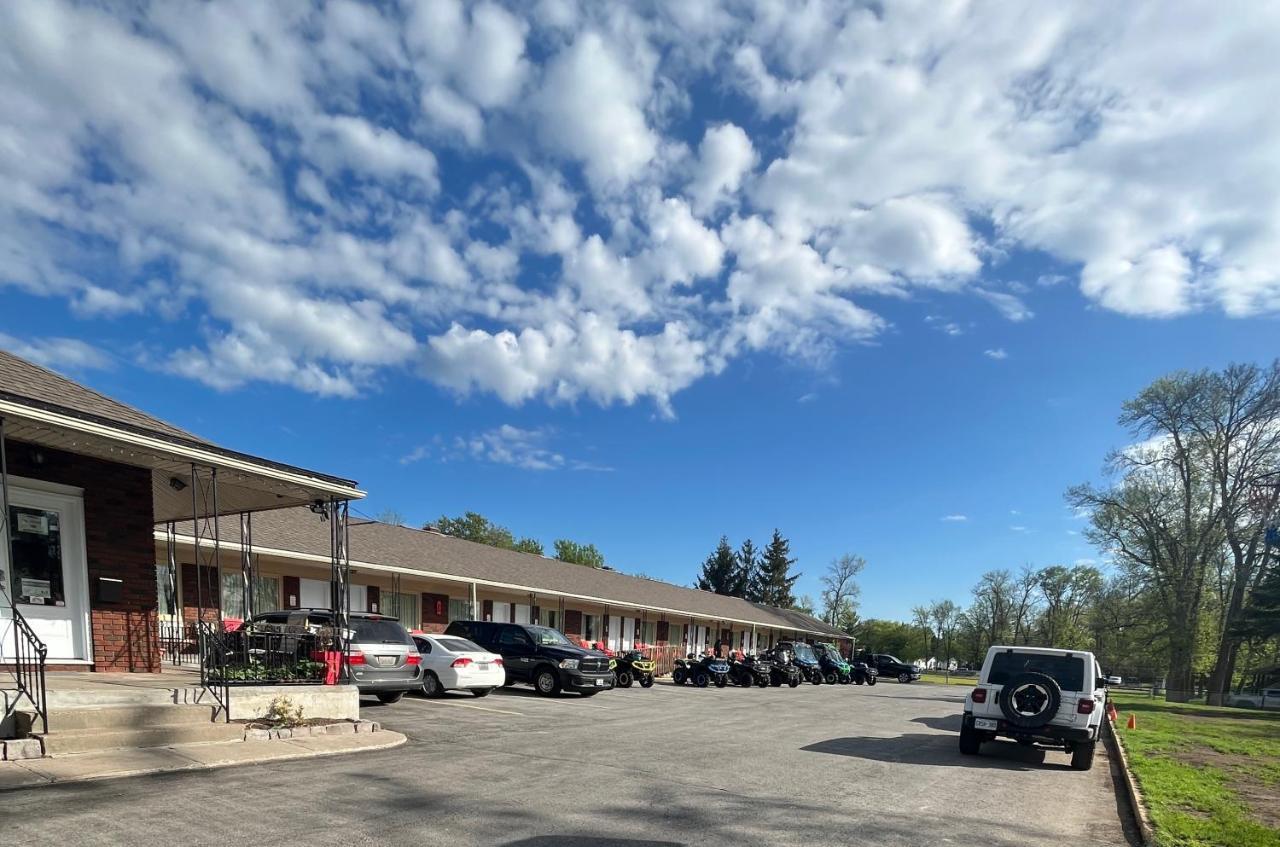 Park Place Motel & Suites Tweed Exterior foto